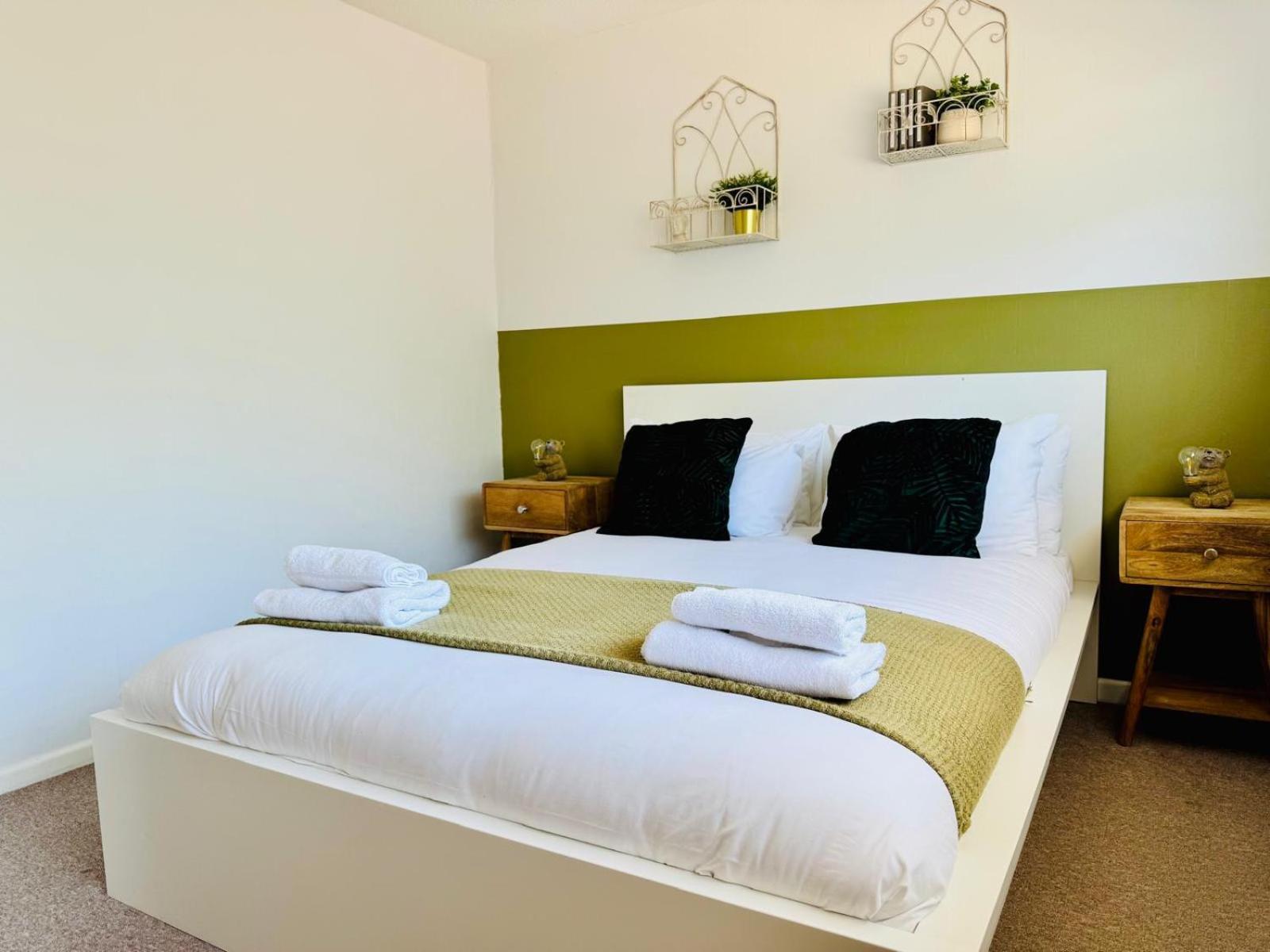 2 Bed House, Sleeps 6, Dog Friendly, Close To A14 M11, With Garden & Parking Long Stay Work Contractor Leisure, Jade เคมบริดจ์ ภายนอก รูปภาพ