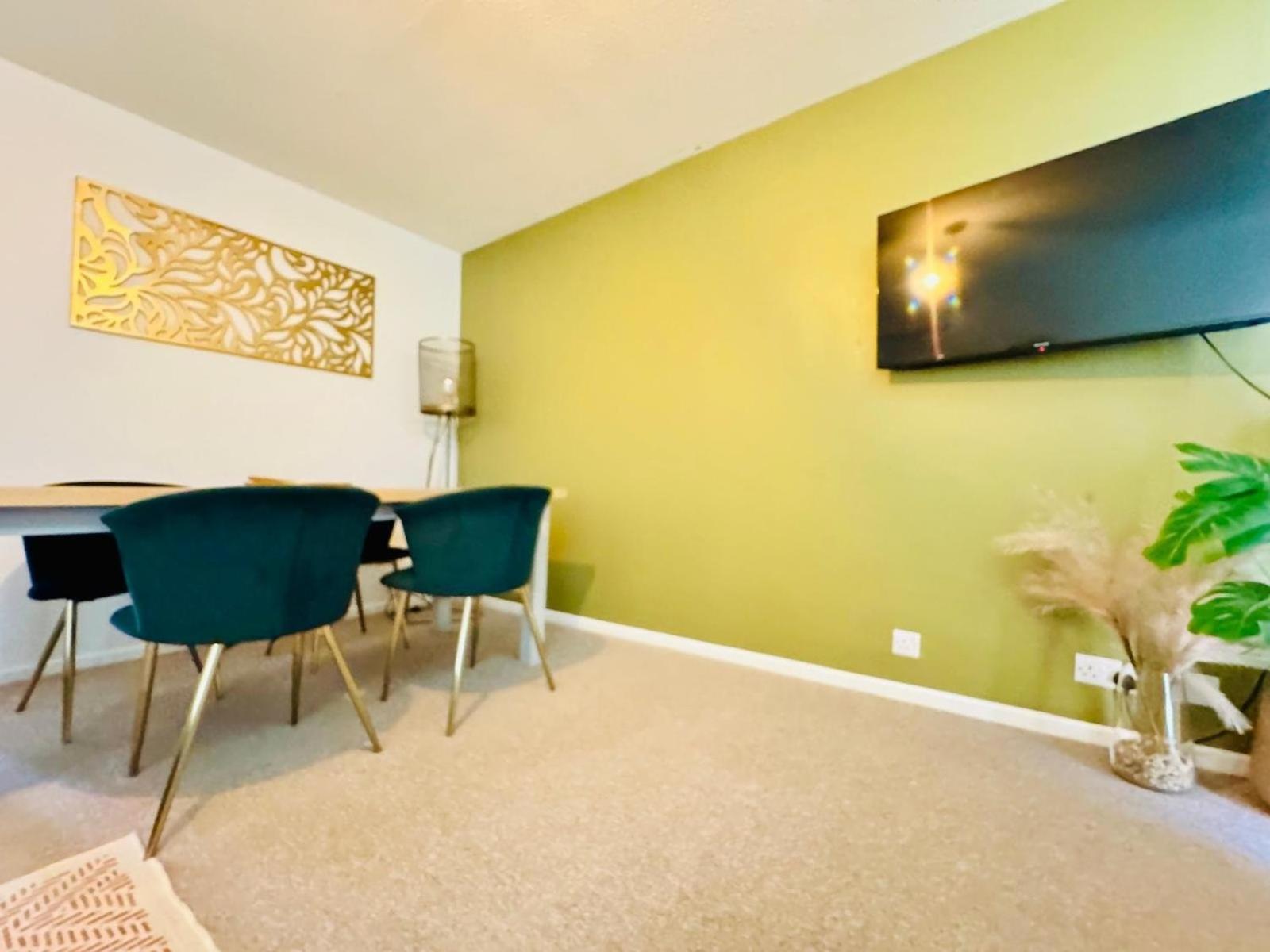 2 Bed House, Sleeps 6, Dog Friendly, Close To A14 M11, With Garden & Parking Long Stay Work Contractor Leisure, Jade เคมบริดจ์ ภายนอก รูปภาพ